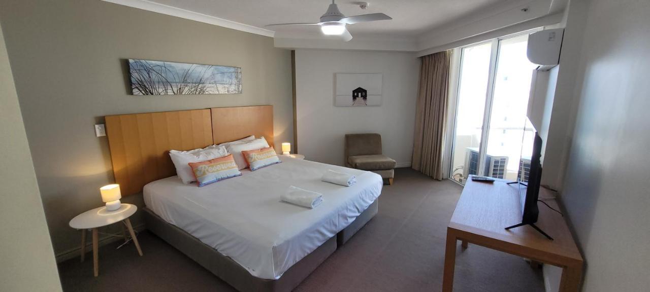 Apr Private Suites Moroccan By The Beach Gold Coast Kültér fotó