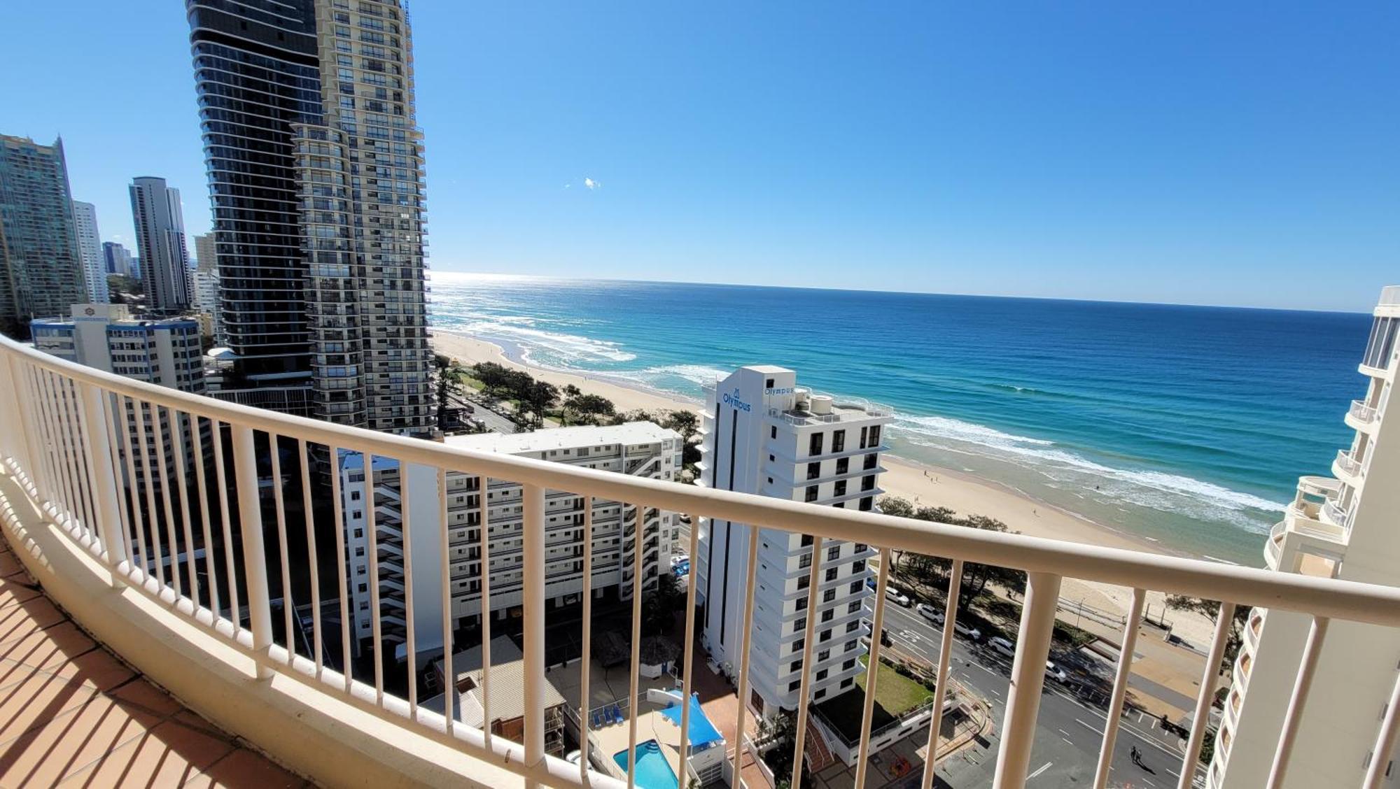 Apr Private Suites Moroccan By The Beach Gold Coast Szoba fotó